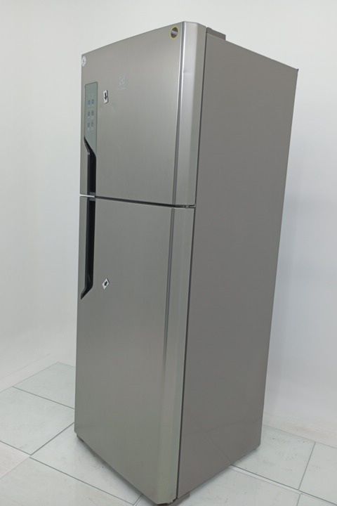 REFRIGERADOR ELECTROLUX IT56S DUAS PORTAS FRO