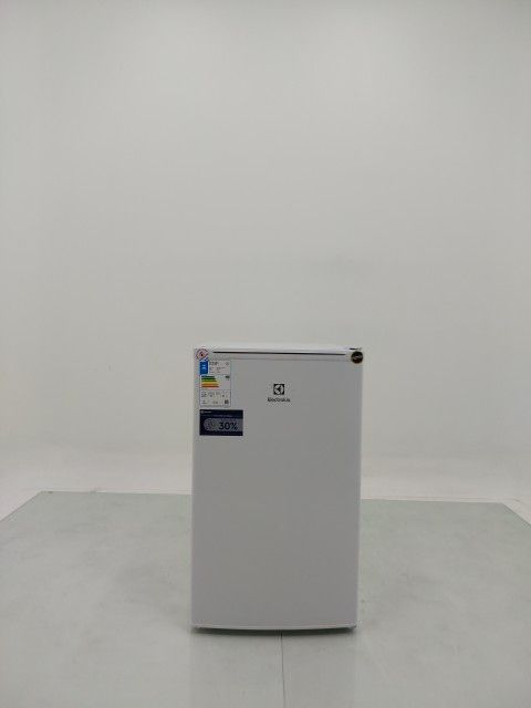 FRIGOBAR ELECTROLUX EM120 122L EFFICIENT COM 