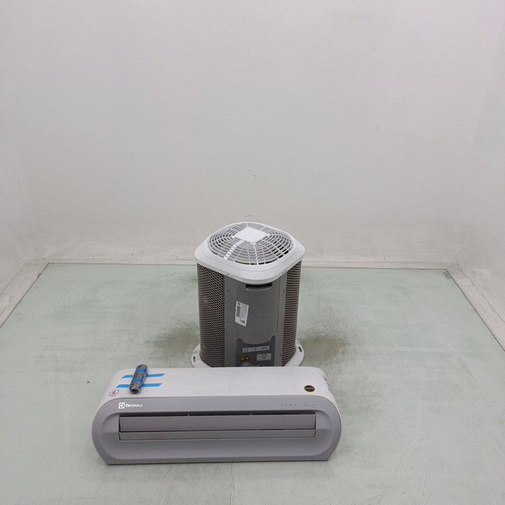 AR CONDICIONADO ELECTROLUX JI12R 12000 BTUS I