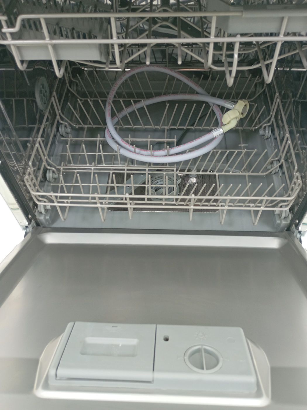 LAVA LOUCAS ELECTROLUX LV08B - Lava Louça Ele