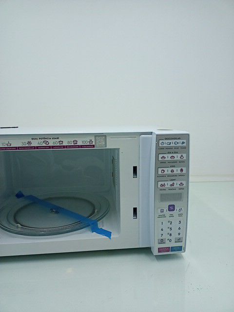 MICRO-ONDAS ELECTROLUX MEO44 34L - BRANCO