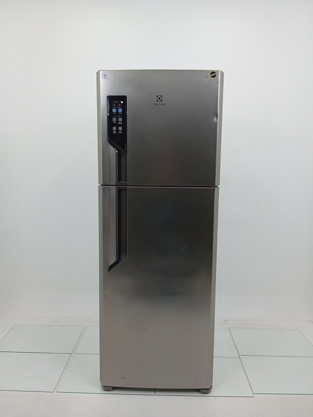 REFRIGERADOR ELECTROLUX IT56S DUAS PORTAS FRO