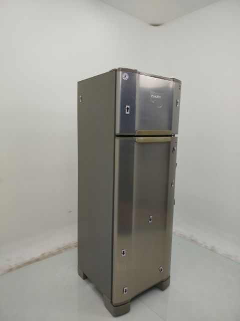 REFRIGERADOR ESMALTEC CYCLE DEFROST 2 PORTAS 