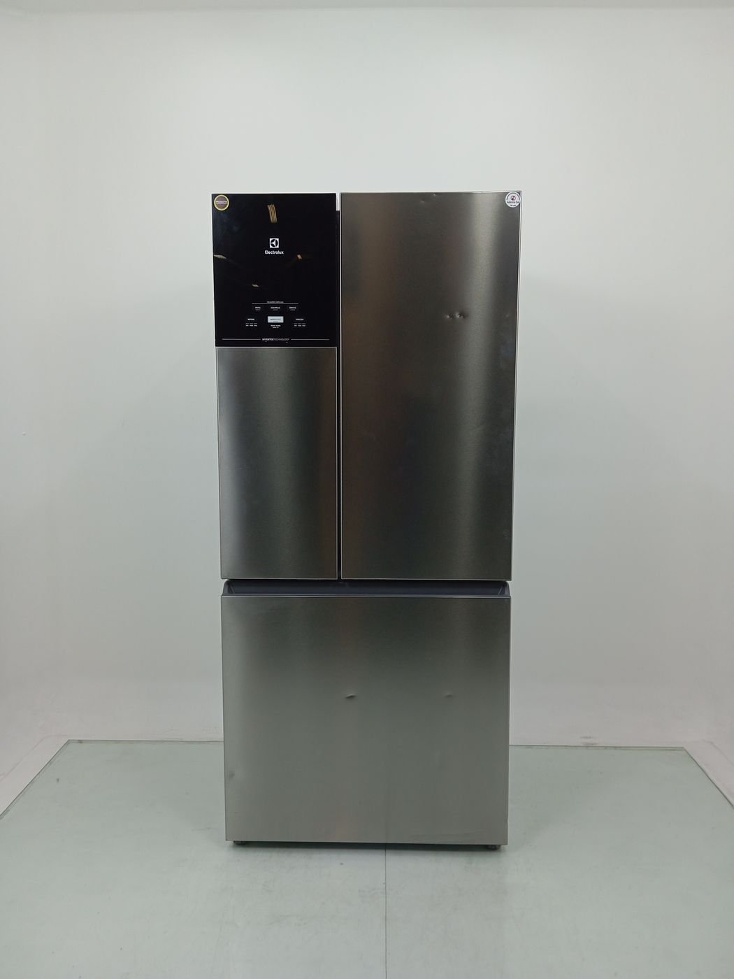 REFRIGERADOR ELECTROLUX IM8S FROST FREE INVER