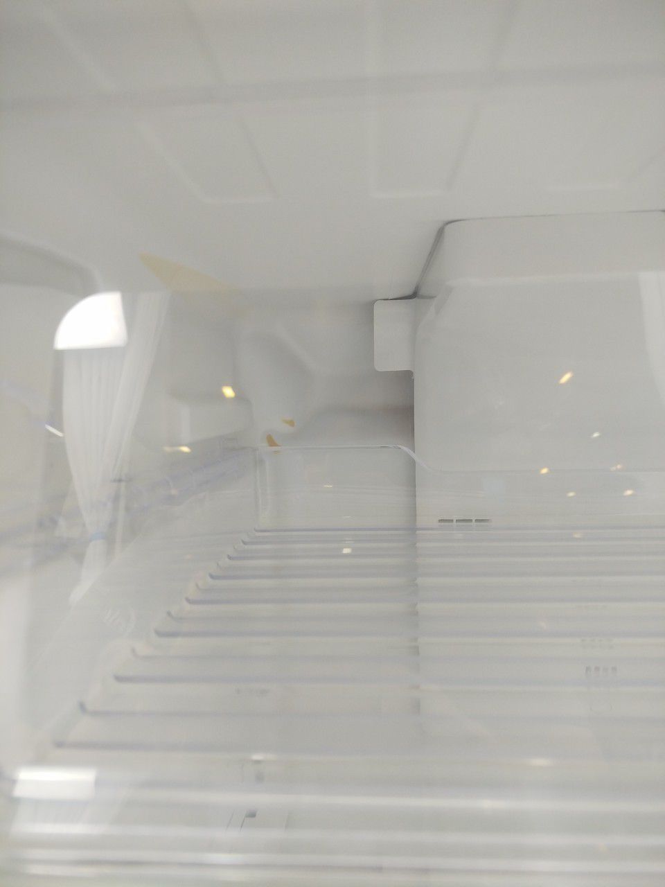 REFRIGERADOR ELECTROLUX DF56S  DUAS PORTAS FR