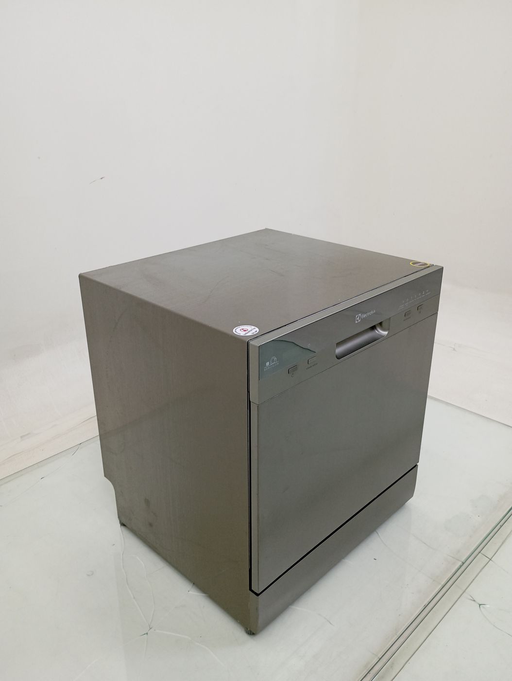 LAVA LOUCAS ELECTROLUX LL08S - Lava Louça Ele