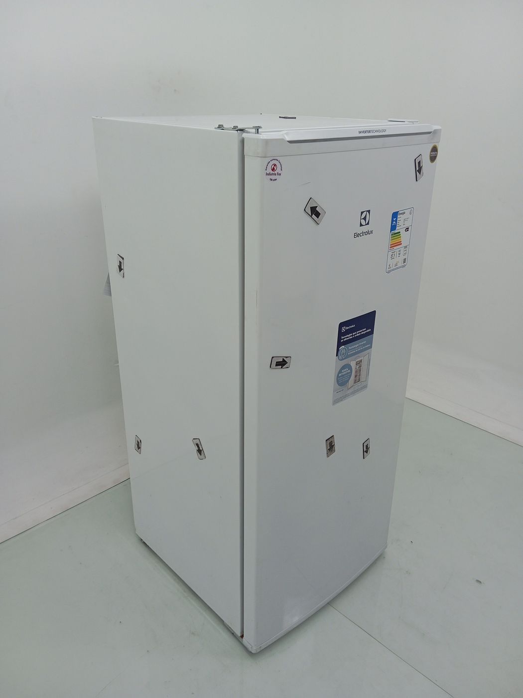 FREEZER ELECTROLUX FEI19 Freezer Vertical Ele