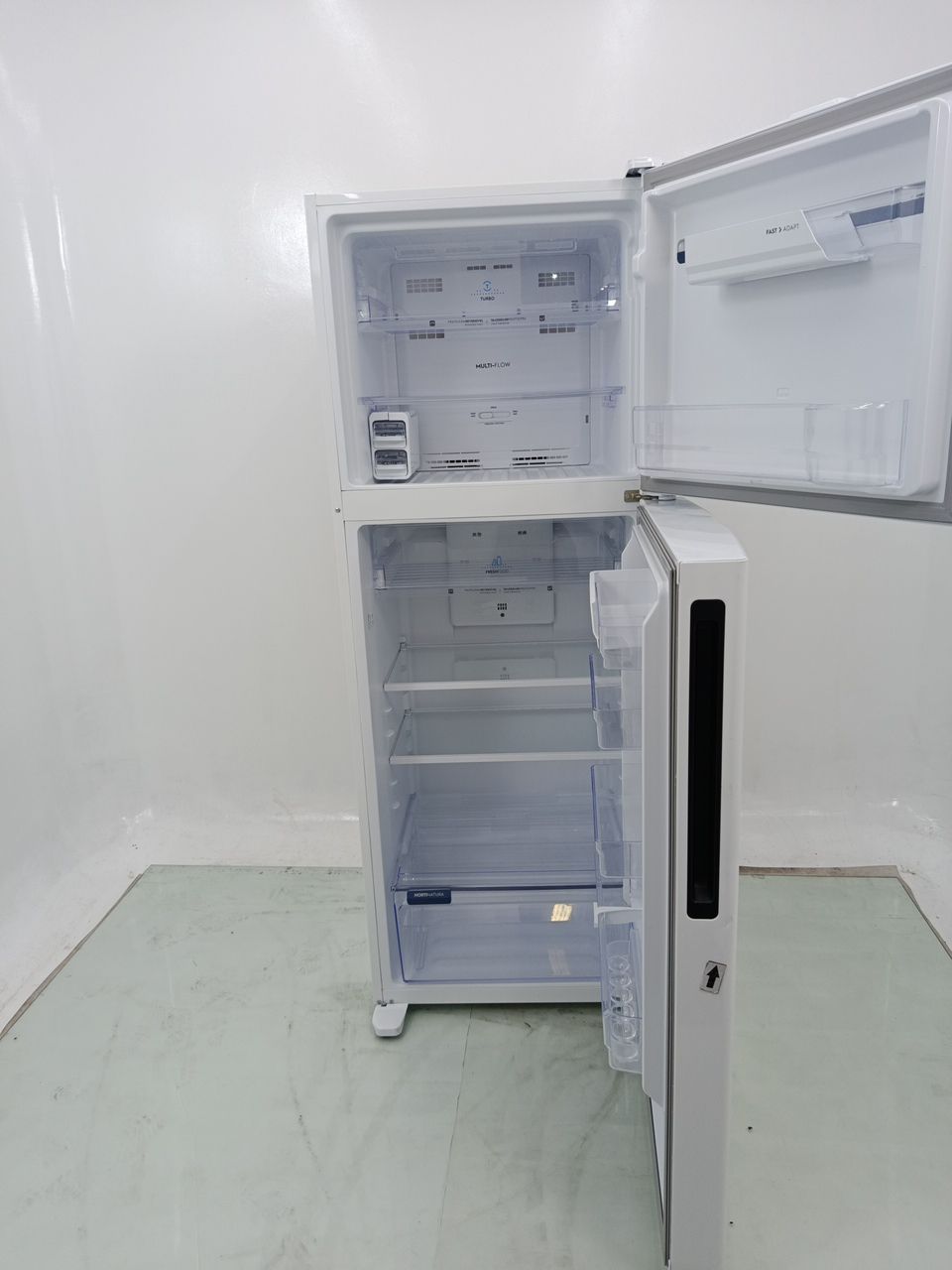 GELADEIRA ELECTROLUX IT70 FROST FREE INVERTER