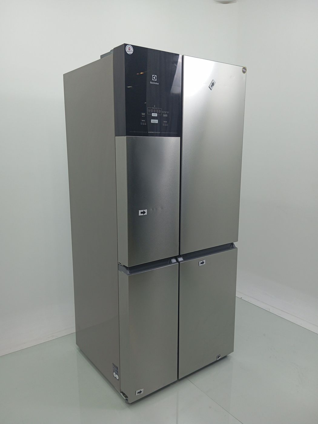 REFRIGERADOR ELECTROLUX IQ8S FROST FREE MULTI