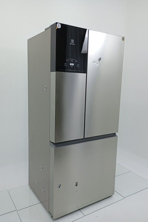 REFRIGERADOR ELECTROLUX IM8S FROST FREE INVER