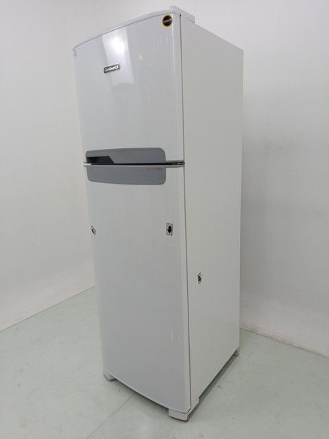 REFRIGERADOR ELECTROLUX TC41-   FROST FREE 37