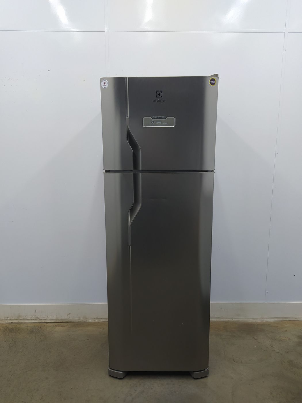 REFRIGERADOR ELECTROLUX TF39S FROST FREE 310L