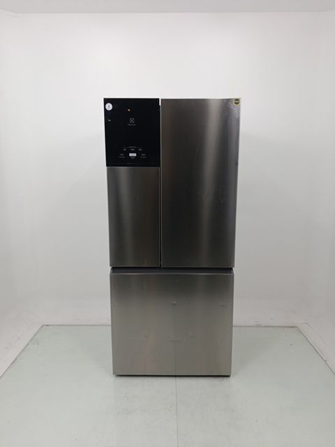 REFRIGERADOR ELECTROLUX IM8S FROST FREE INVER