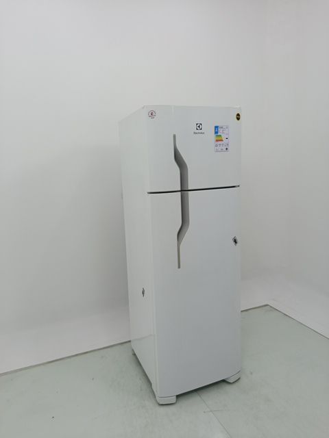 REFRIGERADOR ELECTROLUX DC35A CYCLE DEFROST 2