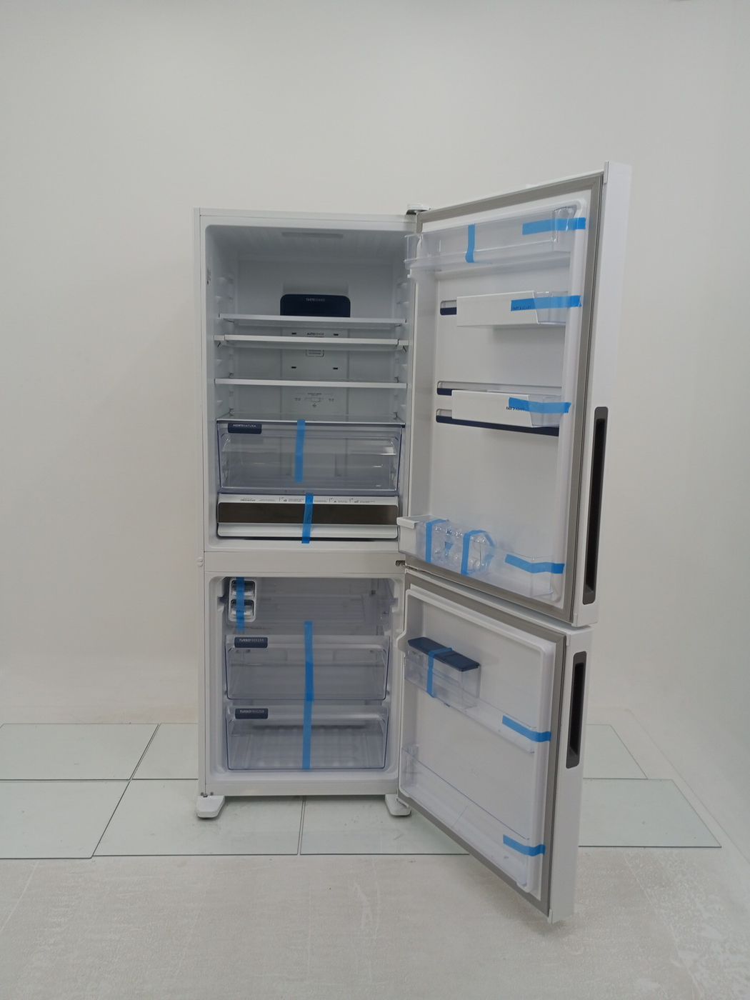 REFRIGERADOR ELECTROLUX IB55 DUAS PORTAS INVE