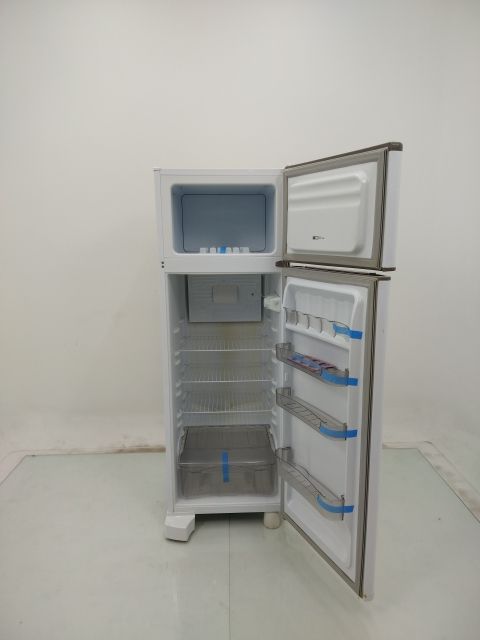 REFRIGERADOR ESMALTEC 276 LITROS RCD34 CYCLE 