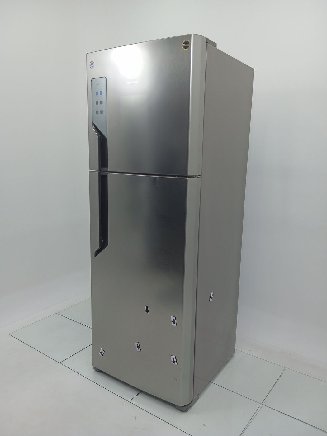 REFRIGERADOR ELECTROLUX TF56S TOP FREEZER FRO