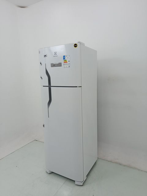 REFRIGERADOR ELECTROLUX TF39-   FROST FREE 31