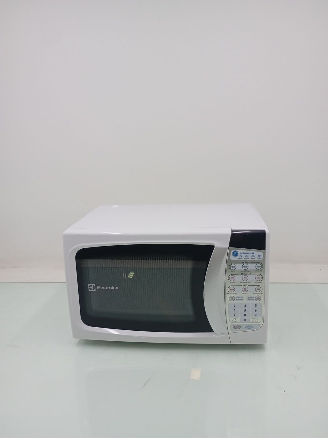 MICRO-ONDAS ELECTROLUX MTD30 - Micro-Ondas El