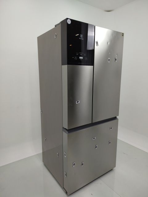 REFRIGERADOR ELECTROLUX IM8S FROST FREE INVER