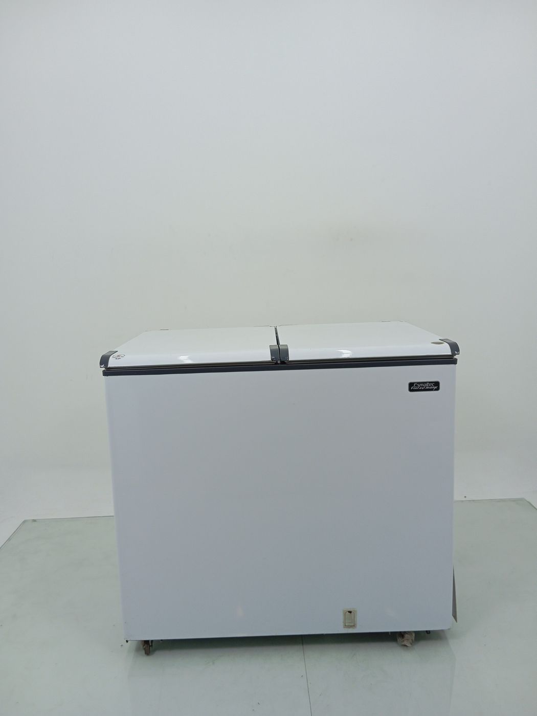 FREEZER ESMALTEC HORIZONTAL ECH350 325L - BRA