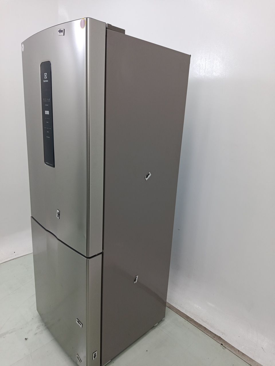 GELADEIRA ELECTROLUX IB55S FROST FREE INVERTE