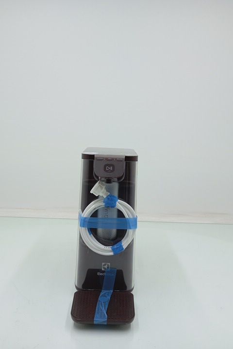 PURIFICADOR ELECTROLUX DE AGUA PE12V  - VINHO