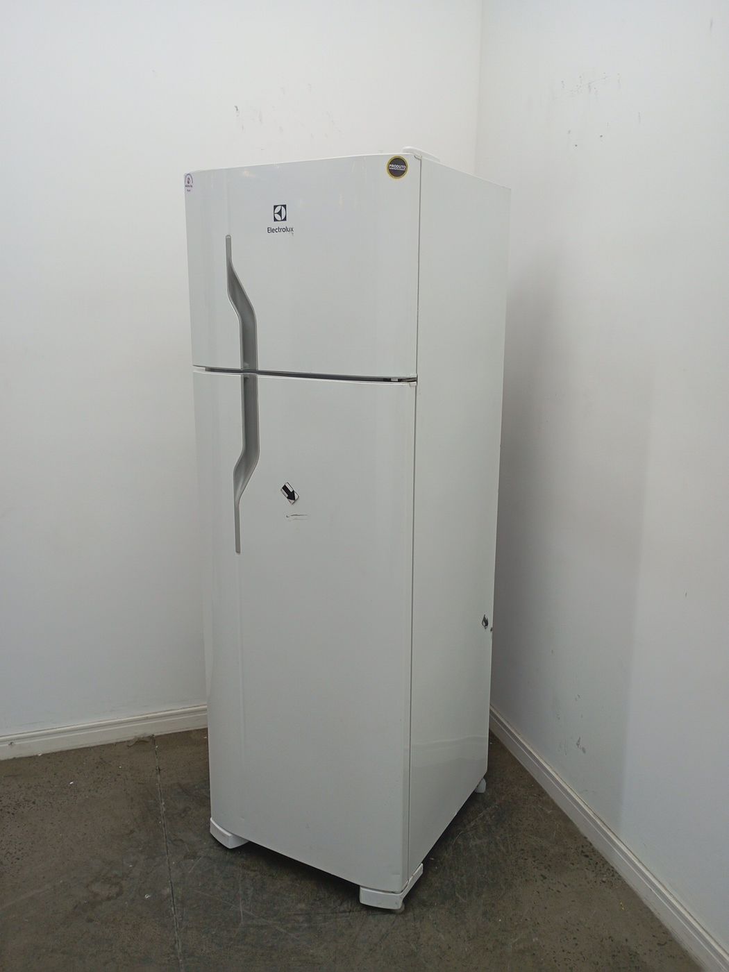 REFRIGERADOR ELECTROLUX DC35A   DUAS PORTAS C