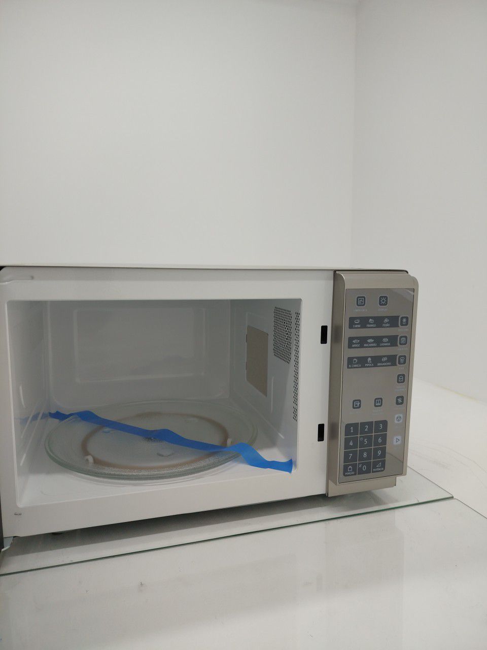 MICRO-ONDAS ELECTROLUX MI41S 31L - PRATA