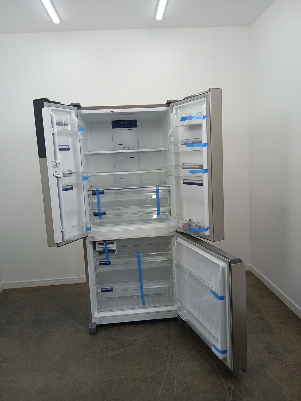 REFRIGERADOR ELECTROLUX IM8S FROST FREE INVER