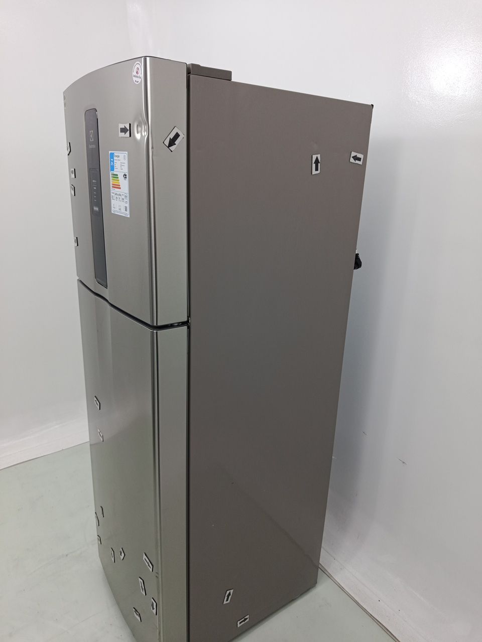 REFRIGERADOR ELECTROLUX IF43S FROST FREE 390L