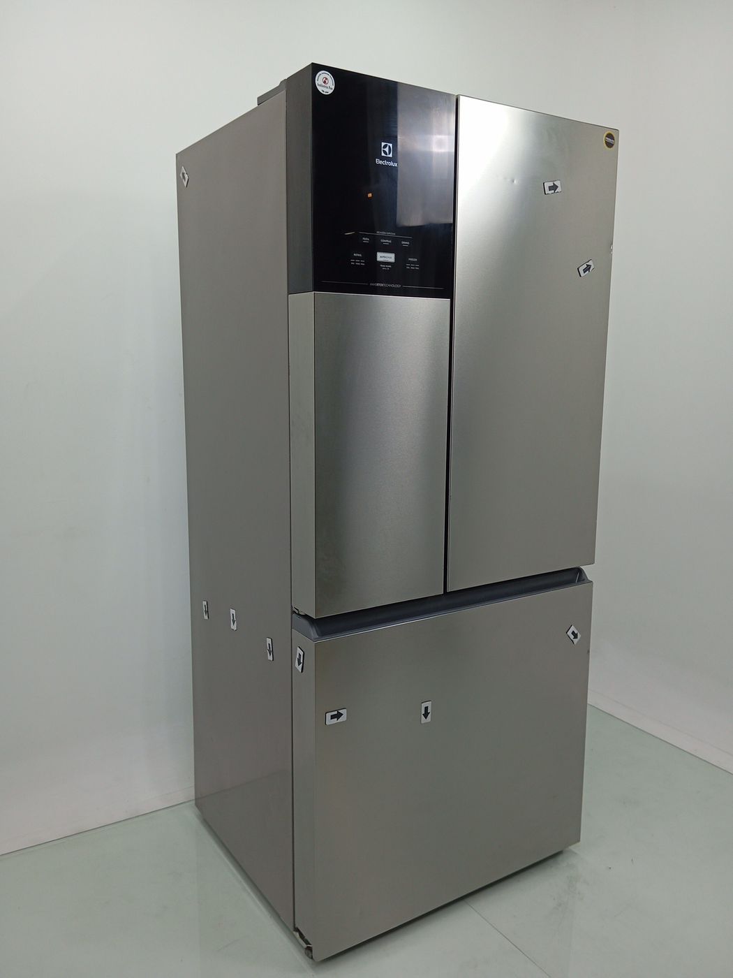 REFRIGERADOR ELECTROLUX IM8S FROST FREE INVER