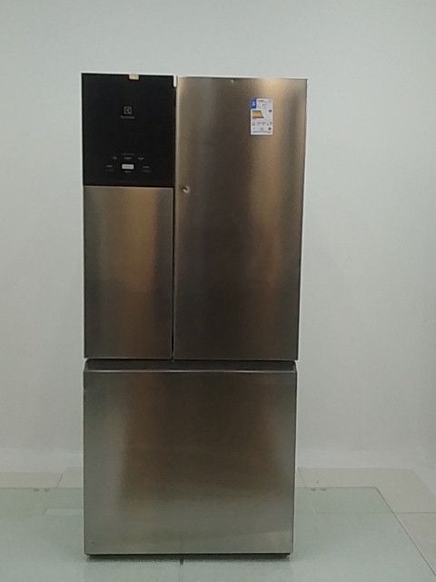 GELADEIRA ELECTROLUX IM8S FROST FREE INVERTER