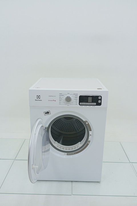 SECADORA ELECTROLUX STL11 11KG ESSENTIAL CARE