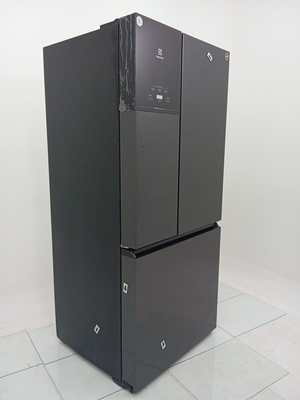 REFRIGERADOR ELECTROLUX IM8B FROST FREE INVER
