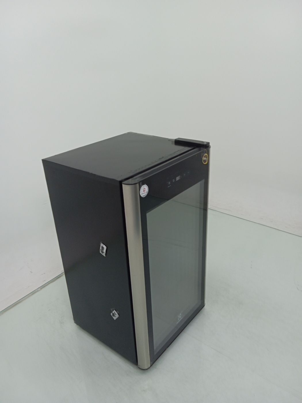 CERVEJEIRA ELECTROLUX BCG96 - Cervejeira Elec