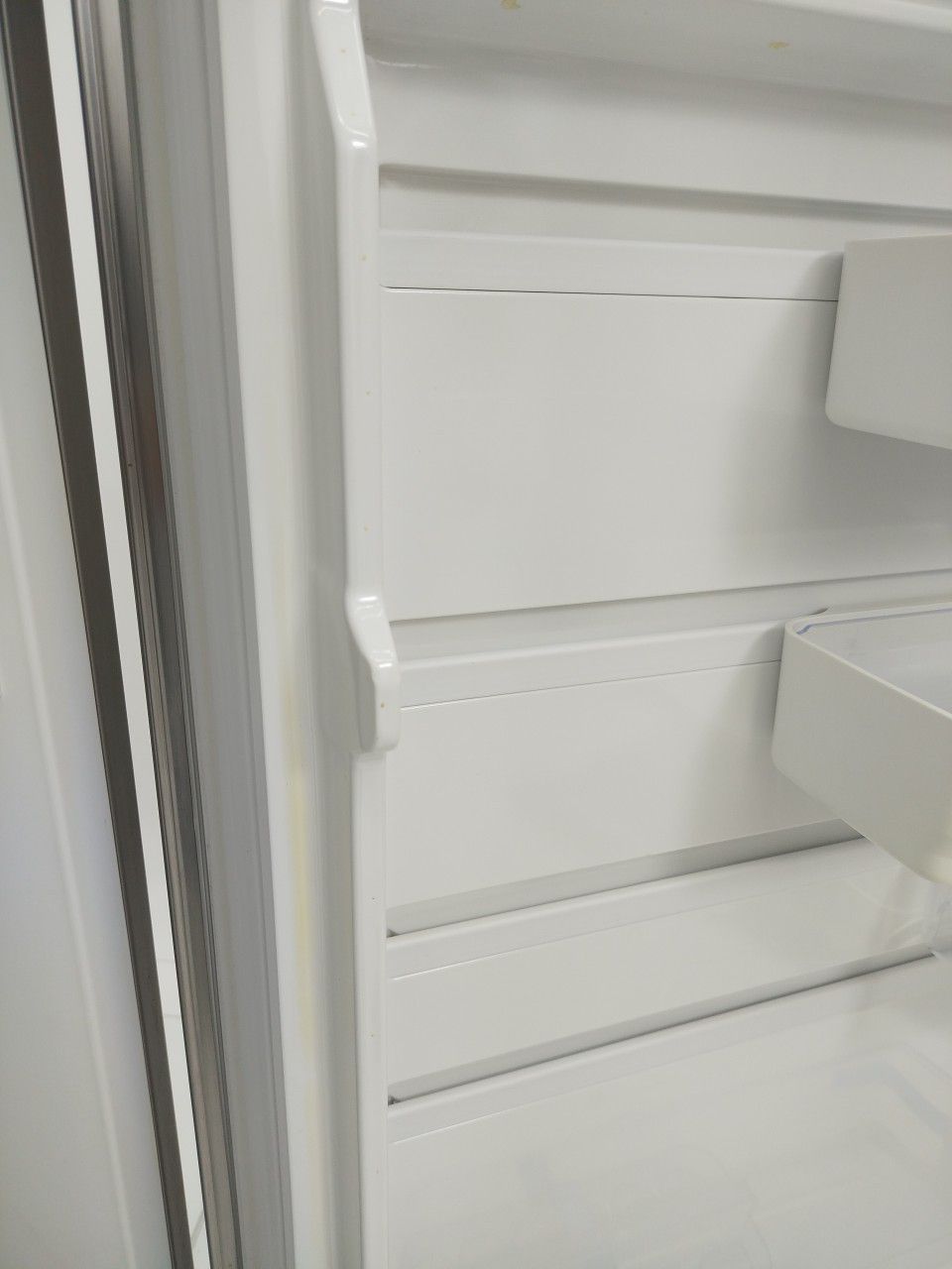 REFRIGERADOR ELECTROLUX DF56S  DUAS PORTAS FR