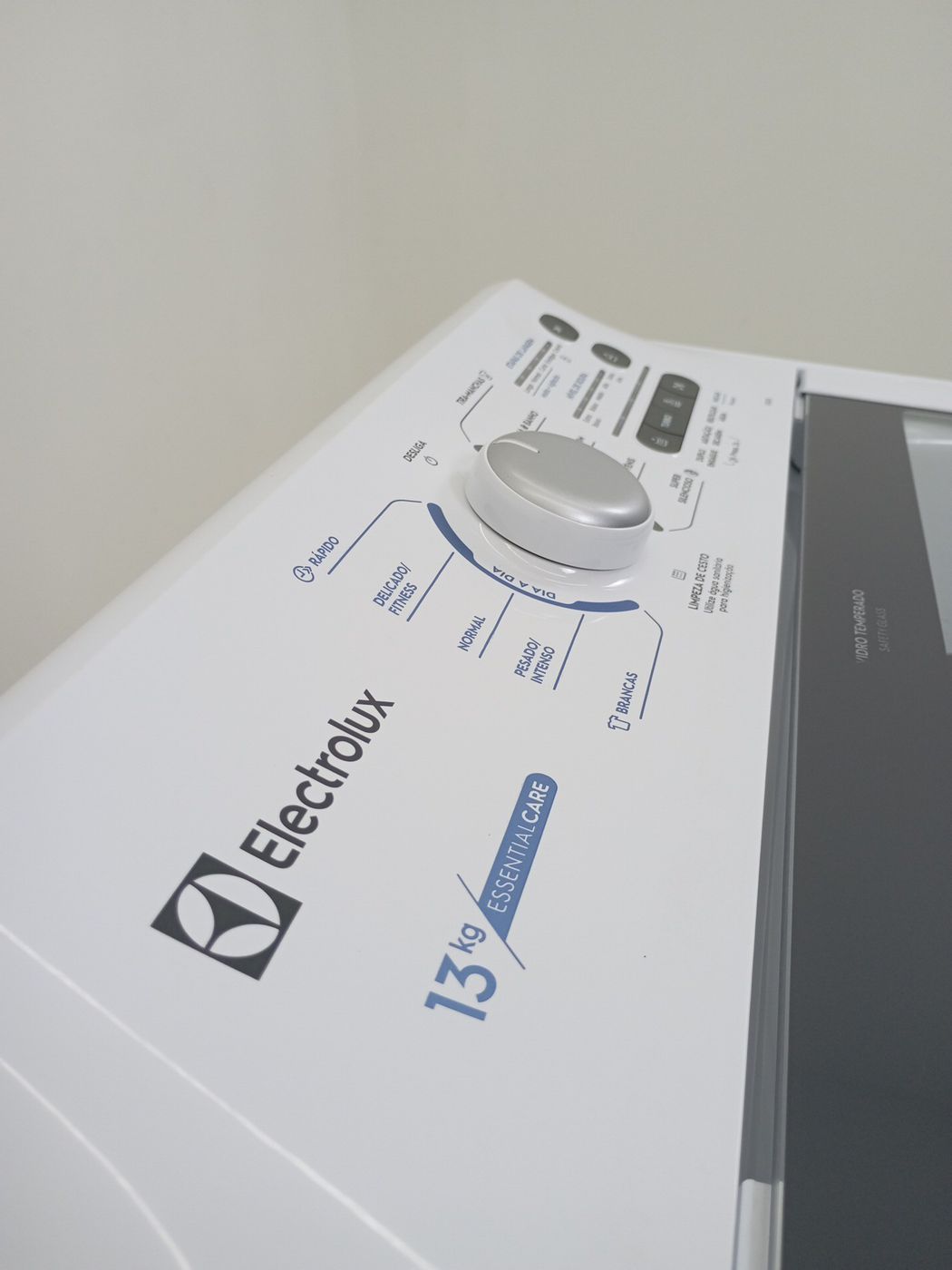 LAVADORA ELECTROLUX LED13 - Lavadora Electrol