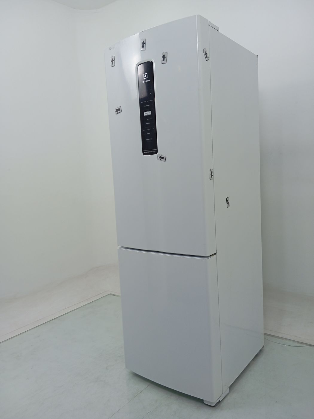 REFRIGERADOR ELECTROLUX IB45 - Refrigerador E