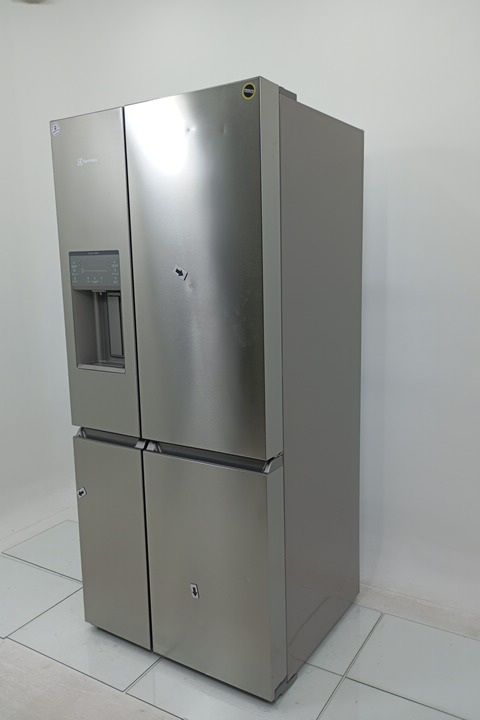 REFRIGERADOR ELECTROLUX IQ8IS MULTIDOOR COM F