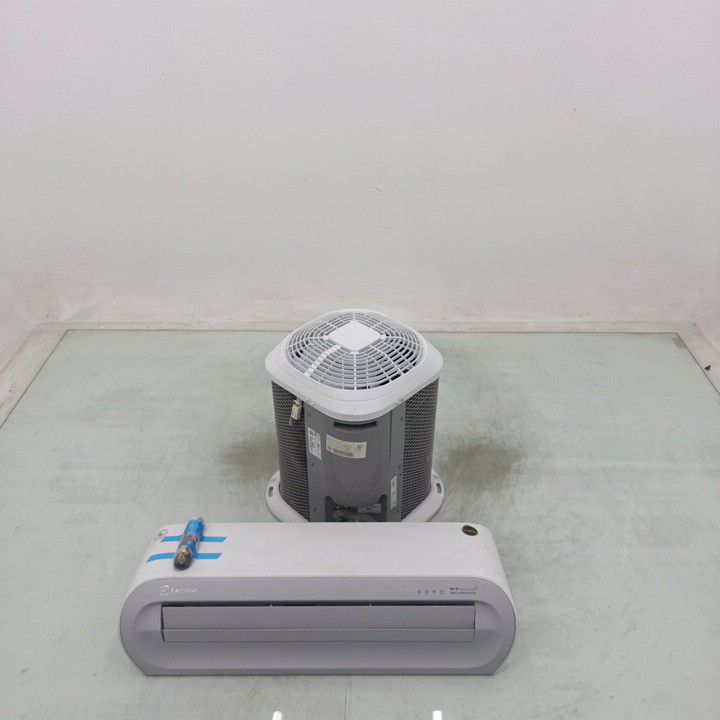 AR CONDICIONADO ELECTROLUX YI09F 9000 BTUS FR