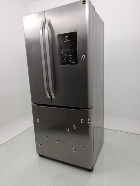 REFRIGERADOR ELECTROLUX DM84X FROST FREE INVE