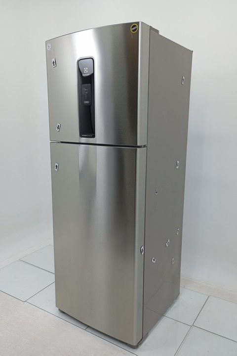 REFRIGERADOR ELECTROLUX IT70S FROST FREE INVE