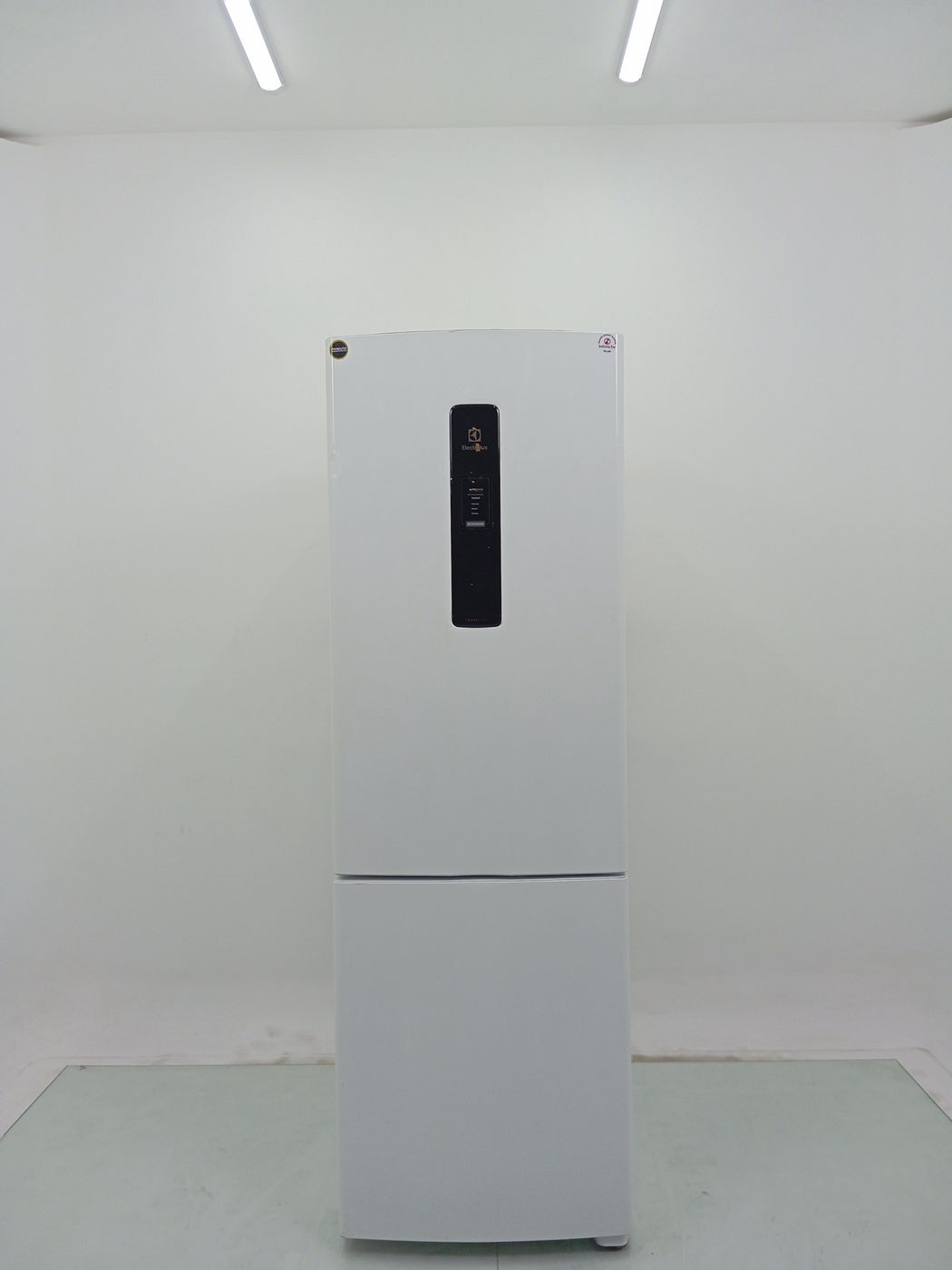REFRIGERADOR ELECTROLUX DB44 2 PORTAS FROST F