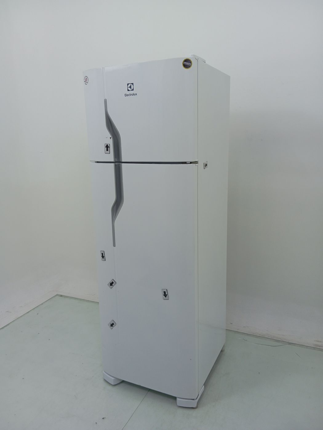 REFRIGERADOR ELECTROLUX DC35A   DUAS PORTAS C