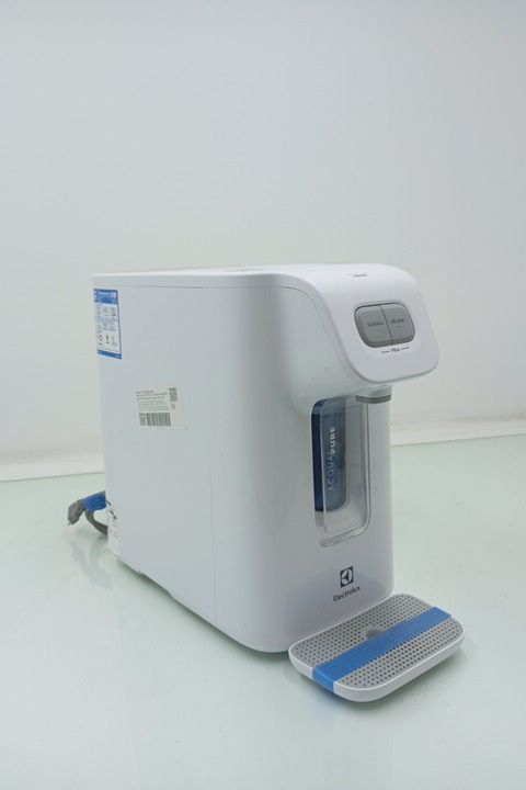 PURIFICADOR ELECTROLUX PC01B ÁGUA FRIA/NATURA