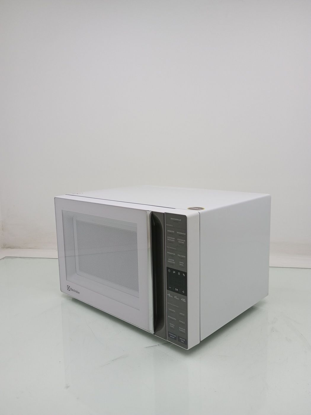 MICRO-ONDAS ELECTROLUX ME36B - Micro-Ondas El