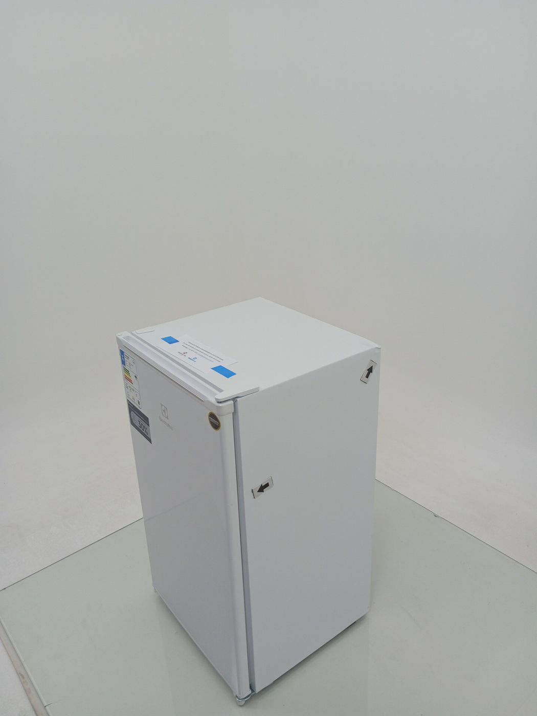 FRIGOBAR ELECTROLUX 90L EFFICIENT COM CONTROL