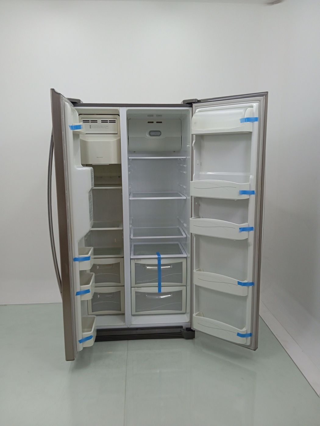 REFRIGERADOR ELECTROLUX SS72X FROST FREE SIDE