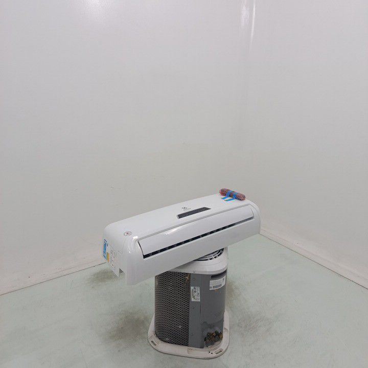 AR CONDICIONADO ELECTROLUX QI09R INVERTER 900